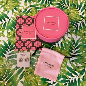 Kate Spade Sunflower Studs💕